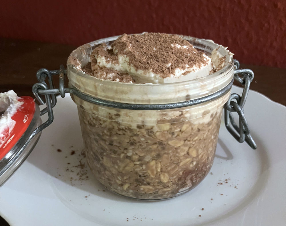 Overnight Oats Tiramisu im Glas